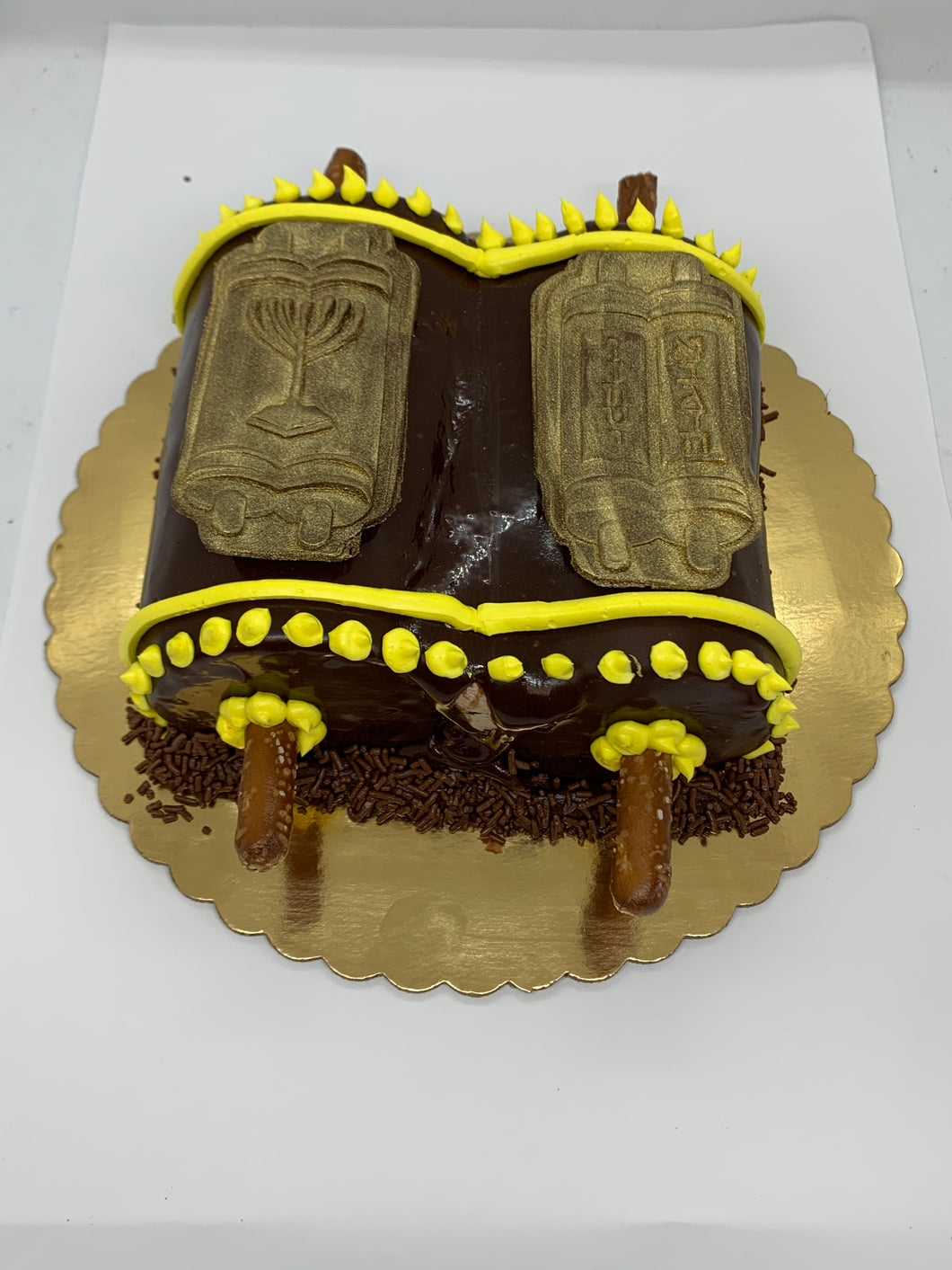 Torah Cake
